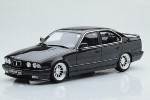 BMW M5 E34 Hartge Schwarz Otto 1:18 OT362B
