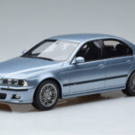 BMW M5 E39 Silverwater Blau Otto 1:18