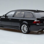 BMW M5 E61 Touring Schwarz Otto 1:18 - image 5 of 6