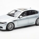 BMW M5 F10 Silverstone Silber Paragon 1:18 80432186353