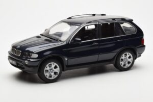 BMW X5 4.4i E53 Dunkel Blau Kyosho 1:18 08521DB