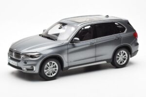 BMW X5 F15 Space Grau Paragon 1:18 80432318988