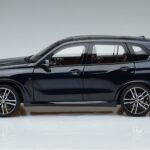 BMW X5 G05 Blau Norev 1:18 183283 Druckguss - image 4 of 7