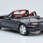 BMW Z3 M E36/7 Roadster Schwarz Otto 1:18 - image 4 of 5