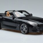 BMW Z4 G29 Schwarz Metallic Norev 1:18 183272 Druckguss - image 5 of 7