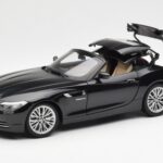 BMW Z4 E89 Spider Schwarz Metallic Kyosho 1:18 08771BK - image 3 of 9