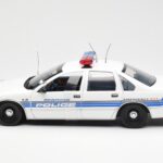Chevrolet Caprice Sebring Polizei UT Models 1:18 - image 3 of 6