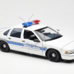 Chevrolet Caprice Sebring Polizei UT Models 1:18 - image 4 of 6