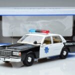 Chevrolet Caprice San Francisco Police Department MCG 1:18 MCG18389 Druckguss - image 6 of 6