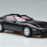 Chevrolet Corvette C4 Schwarz AUTOart 1:18 71242 Druckguss - image 6 of 8