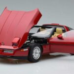 Chevrolet Corvette C4 Rot AUTOart 1:18 71241 Druckguss - image 2 of 8