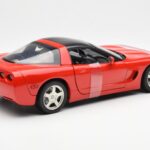 Chevrolet Corvette C5 Hardtop Rot UT Models 1:18 - image 2 of 6