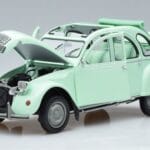 Citroen 2CV 6 Club Grün Norev 1:18 181486 Druckguss - image 2 of 7