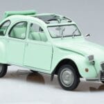 Citroen 2CV 6 Club Grün Norev 1:18 181486 Druckguss - image 5 of 7