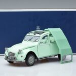 Citroen 2CV 6 Club Grün Norev 1:18 181486 Druckguss - image 7 of 7