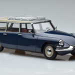 Citroen ID 19 Break Orient Blau Norev 1:18 - image 6 of 9