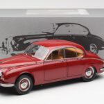 Daimler 250 V8 Rot Paragon 1:18 PA-98312 - image 8 of 8