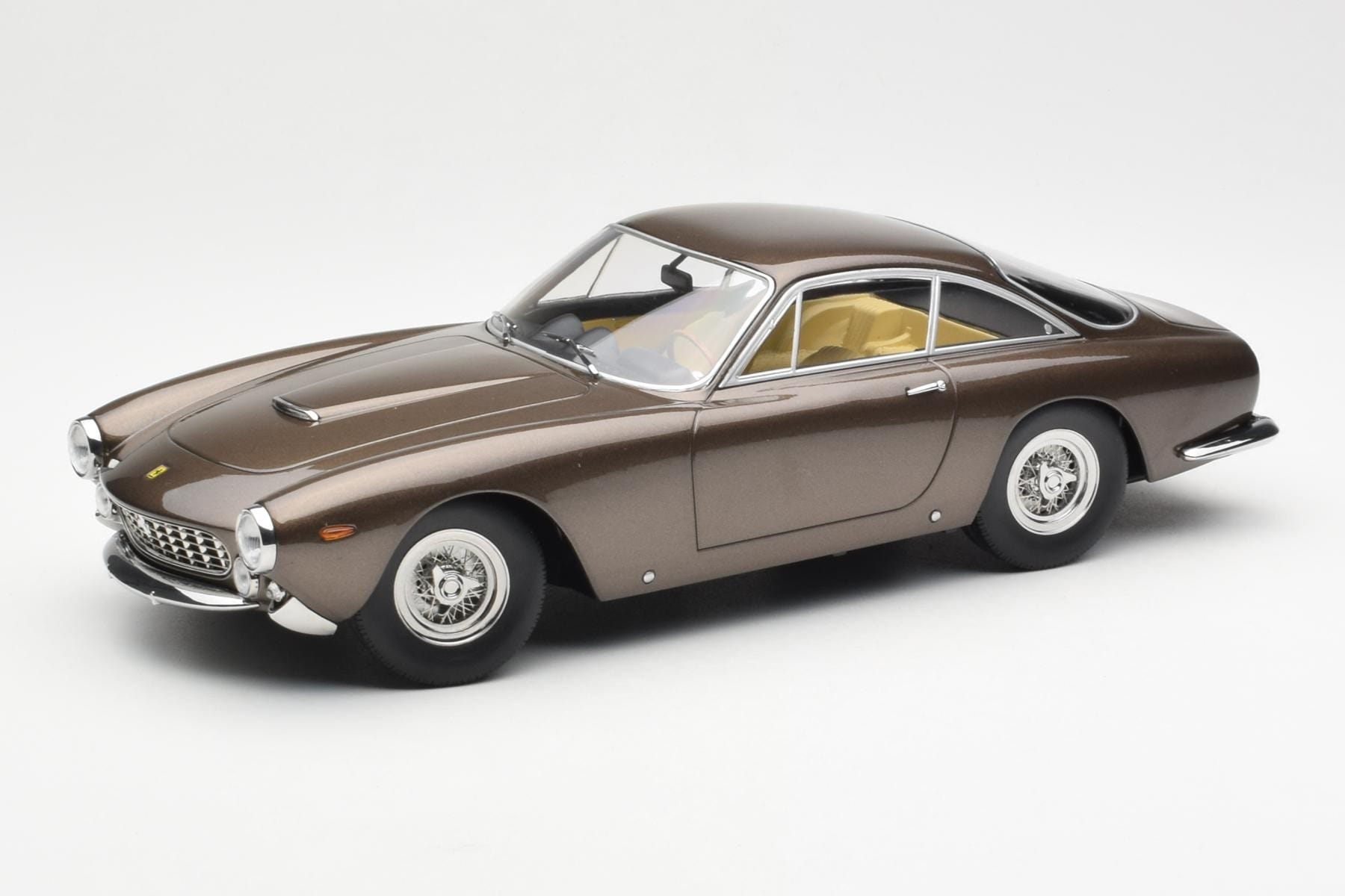 Ferrari 250 GT Lusso Braun Metallic KK-Scale 1:18 181023 Druckguss