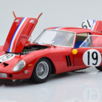 Ferrari 250 GTO #19 24 Hours of Le Mans 1962 Kyosho 1:18 - image 2 of 10