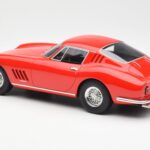 Ferrari 275 GTB Rot CMR 1:18 CMR033 - image 5 of 6