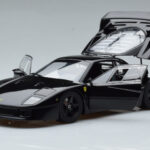 Ferrari F40 Lightweight Schwarz Kyosho 1:18 - image 2 of 12