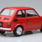 Fiat 126 Rot MCG 1:18 MCG18323 Druckguss - image 2 of 6
