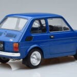 Fiat 126P Blau MCG 1:18 MCG18324 Druckguss - image 2 of 6