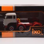 Fiat 690 T1 Weiß IXO 1:43 - image 4 of 4