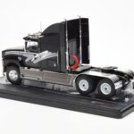 Ford Aeromax Schwarz IXO 1:43 TR179 - image 2 of 4