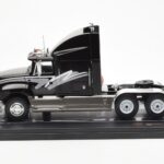 Ford Aeromax Schwarz IXO 1:43 TR179