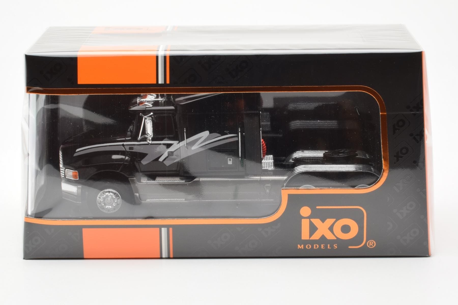 Ford Aeromax Schwarz IXO 1:43 TR179 Druckguss — Bild 4 von 4