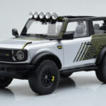 Ford Bronco RTR Iconic Silber GT Spirit 1:18