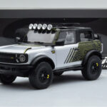Ford Bronco RTR Iconic Silber GT Spirit 1:18 - image 6 of 6