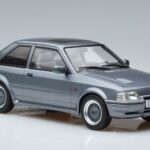 Ford Escort Mk4 RS Turbo S Grau MCG 1:18 MCG18272 Druckguss - image 4 of 6