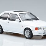 Ford Escort Mk4 RS Turbo S Weiß MCG 1:18 MCG18271 Druckguss - image 4 of 6
