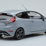 Ford Fiesta ST2000 Grau Otto 1:18 - image 2 of 6