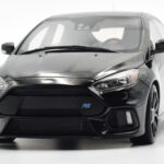 Ford Focus RS Mk3 Schwarz Otto 1:18 - image 6 of 8