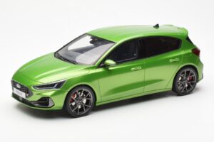 Ford Focus Mk5 ST Phase 2 Mean Grün Otto 1:18 OT450
