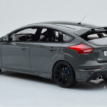 Ford Focus RS Mk3 Stealth Grau Otto 1:18 - image 5 of 6