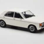 Ford Granada Mk1 Weiß MCG 1:18 MCG18395 - image 4 of 6