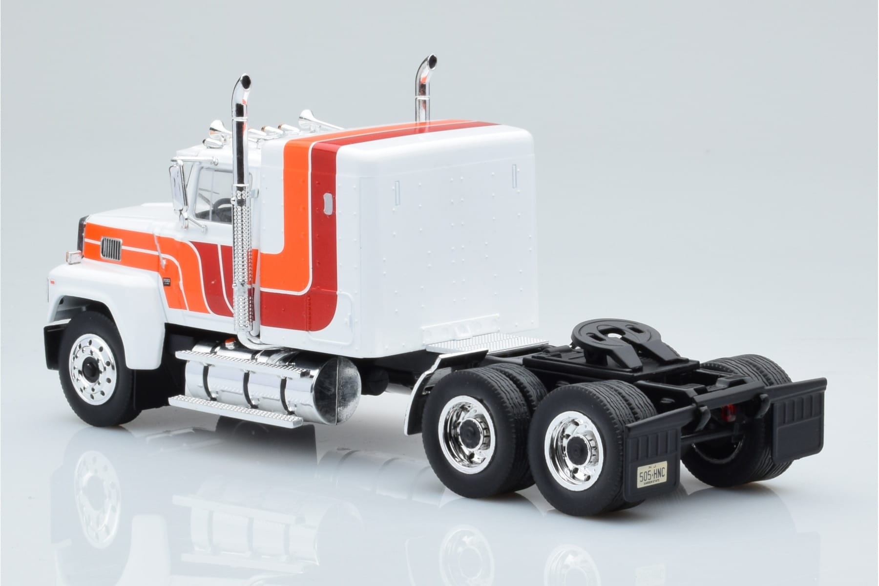 Ford LTL 9000 Weiß Rot Orange IXO 1:43 TR094 Druckguss — Bild 4 von 5