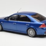 Ford Mondeo ST220 Performance Blau Otto 1:18 OT448 - image 5 of 6
