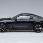 Ford Mustang GT S197 Bullitt AUTOart 1:18 73067 Druckguss - image 4 of 7