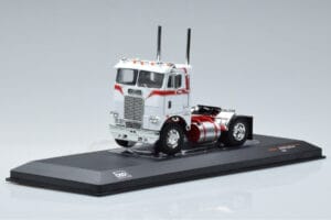 Freightliner COE Weiß IXO 1:43 TR128