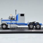 GMC General Silber IXO 1:43 TR079 - image 3 of 6