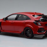 Honda Civic Type R GT FK8 Euro Spec Rot Otto 1:18 - image 5 of 6
