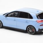 Hyundai i30 N Hellblau Otto 1:18 OT425 - image 5 of 6