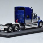 International Lonestar Blau IXO 1:43 TR118 - image 2 of 6