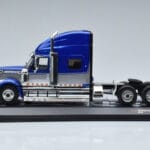 International Lonestar Blau IXO 1:43 TR118 - image 3 of 6