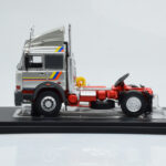 Iveco Turbo Star 190-42 Silber IXO 1:43 - image 3 of 6